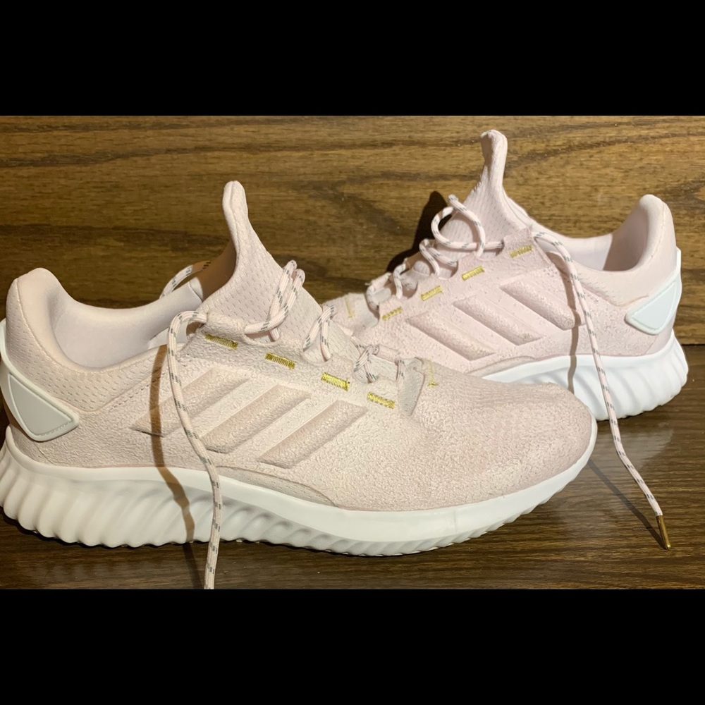 Adidas Women Bounce Tennis Shoes